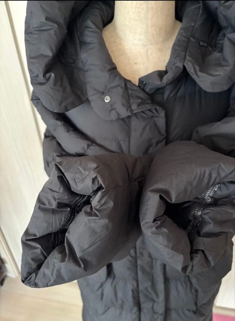 美品　ユニクロ＋Jウルトラライトダウンコート フーデットコート