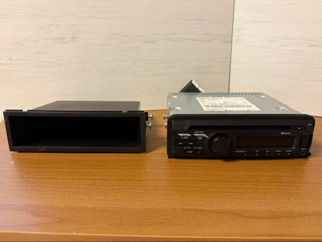 UDトラックス純正 Bluetoothオーディオ 24V DCDC不要