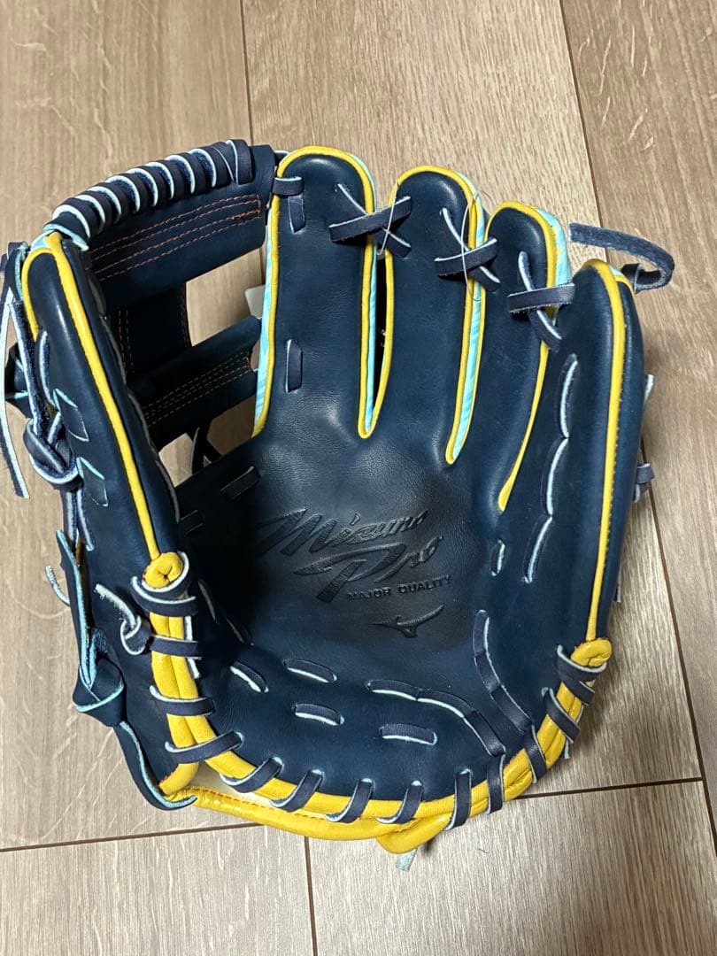 ミズノプロ　軟式用BSSショップ限定モデル　内野手用