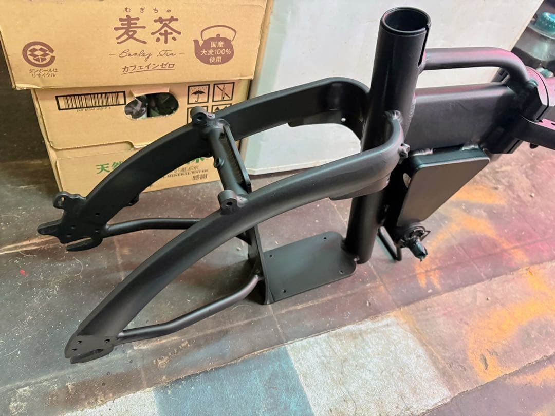 モビ用フロントホーク付きフレーム マットブラック、パーツ