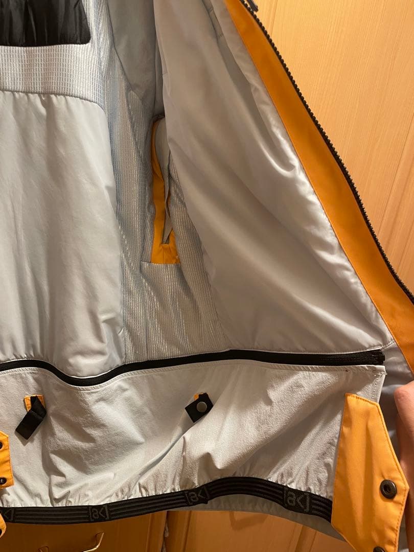 超美品❗️ Burton [ak] GORE-TEX スノーボードジャケット S