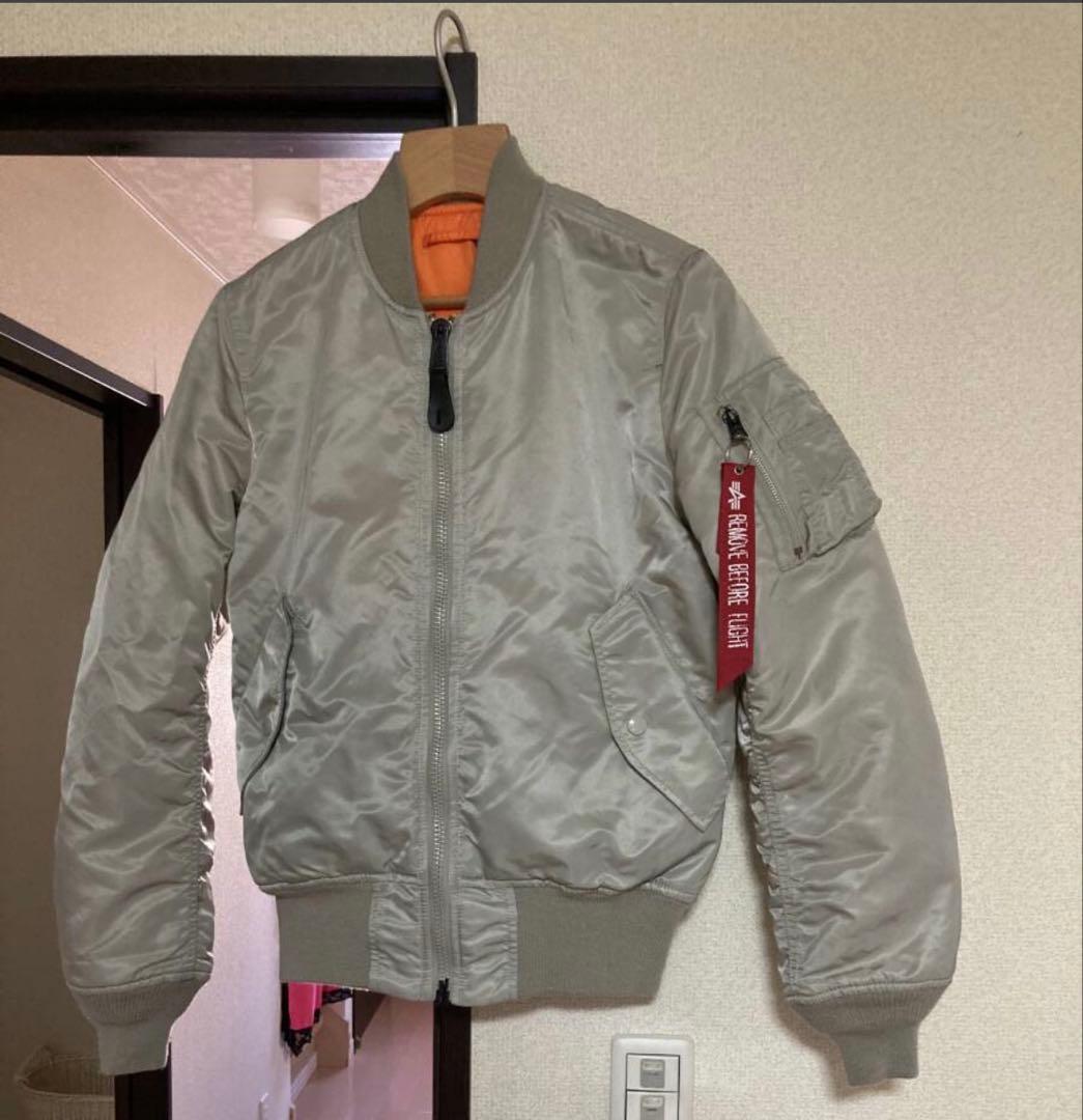 グレー MA-1 フライトジャケット　アルファシルバー