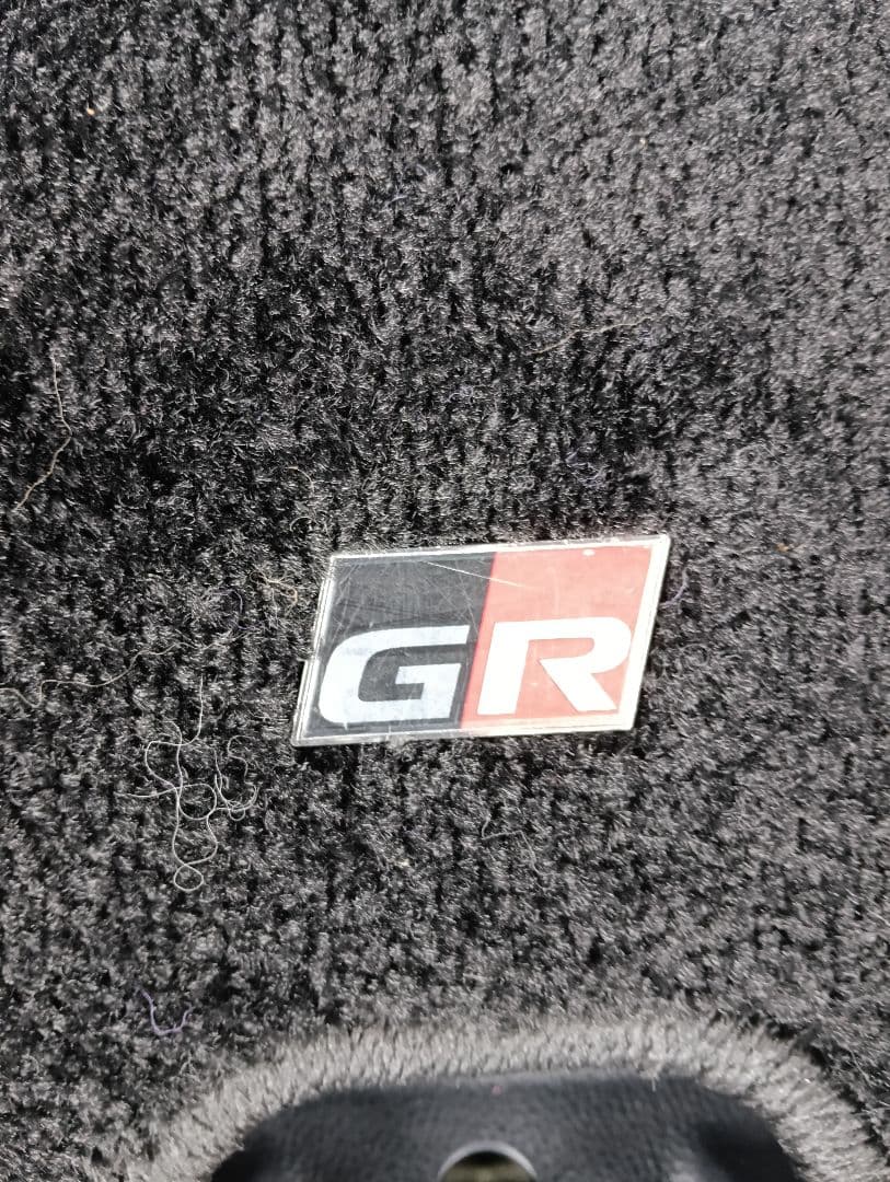 ＧＲヤリス純正ラゲッジマット＆GRヤリス純正　トノカバー