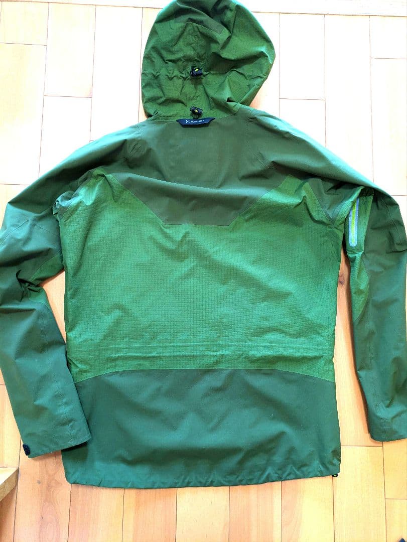 人気ホグロフス GORE-TEX上下セット　Ｓサイズ　スキー・スノーボードウエア