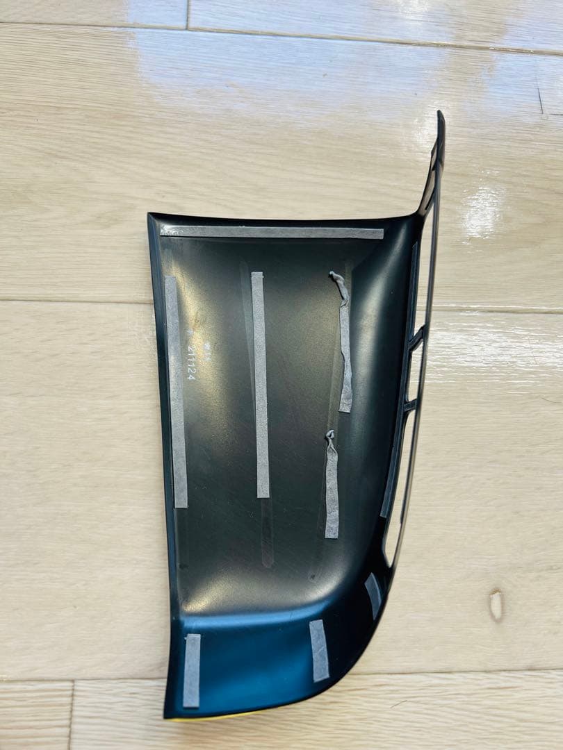 アルファード/ヴェルファイア30系　セカンドステージ制　ピアノブラックパネル