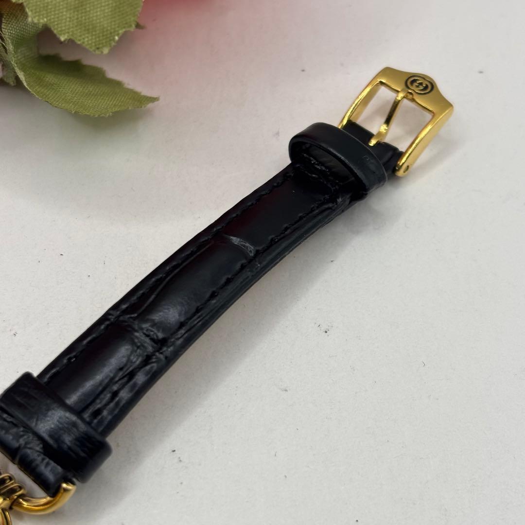 稼働品☆ベルト新品　GUCCIグッチ　6000.2.L　レディース腕時計