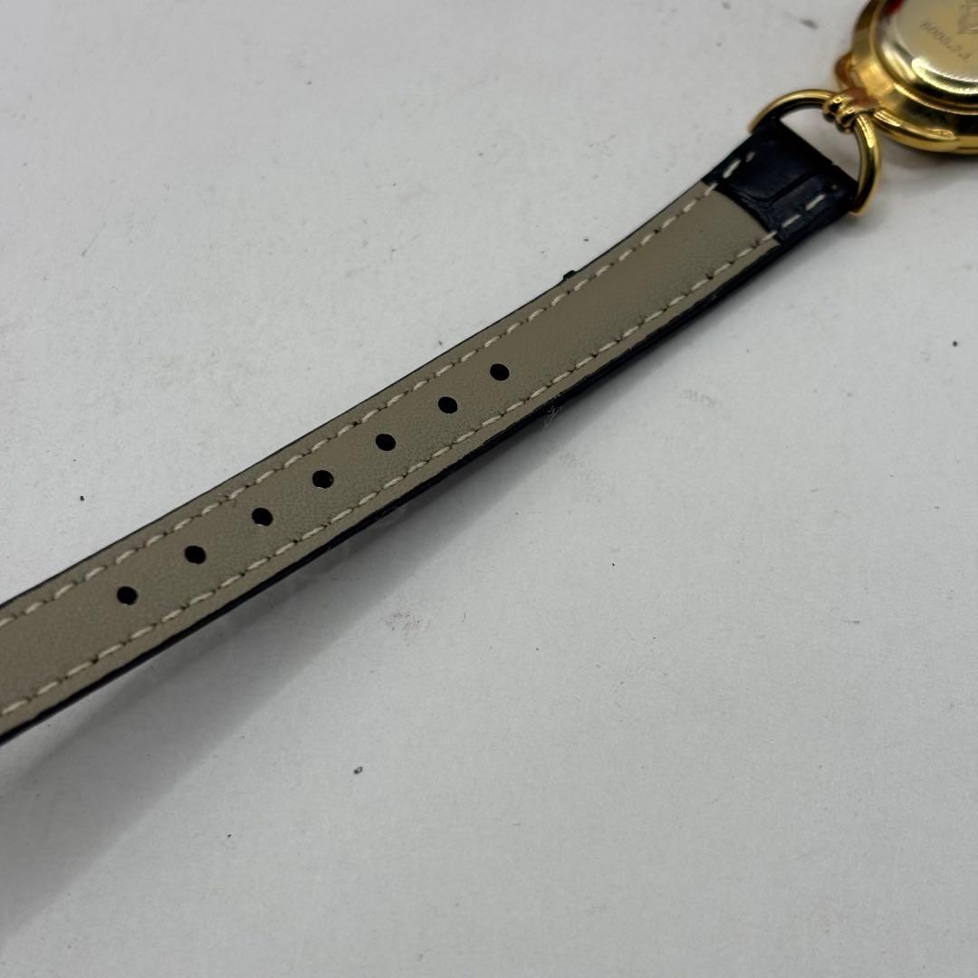 稼働品☆ベルト新品　GUCCIグッチ　6000.2.L　レディース腕時計