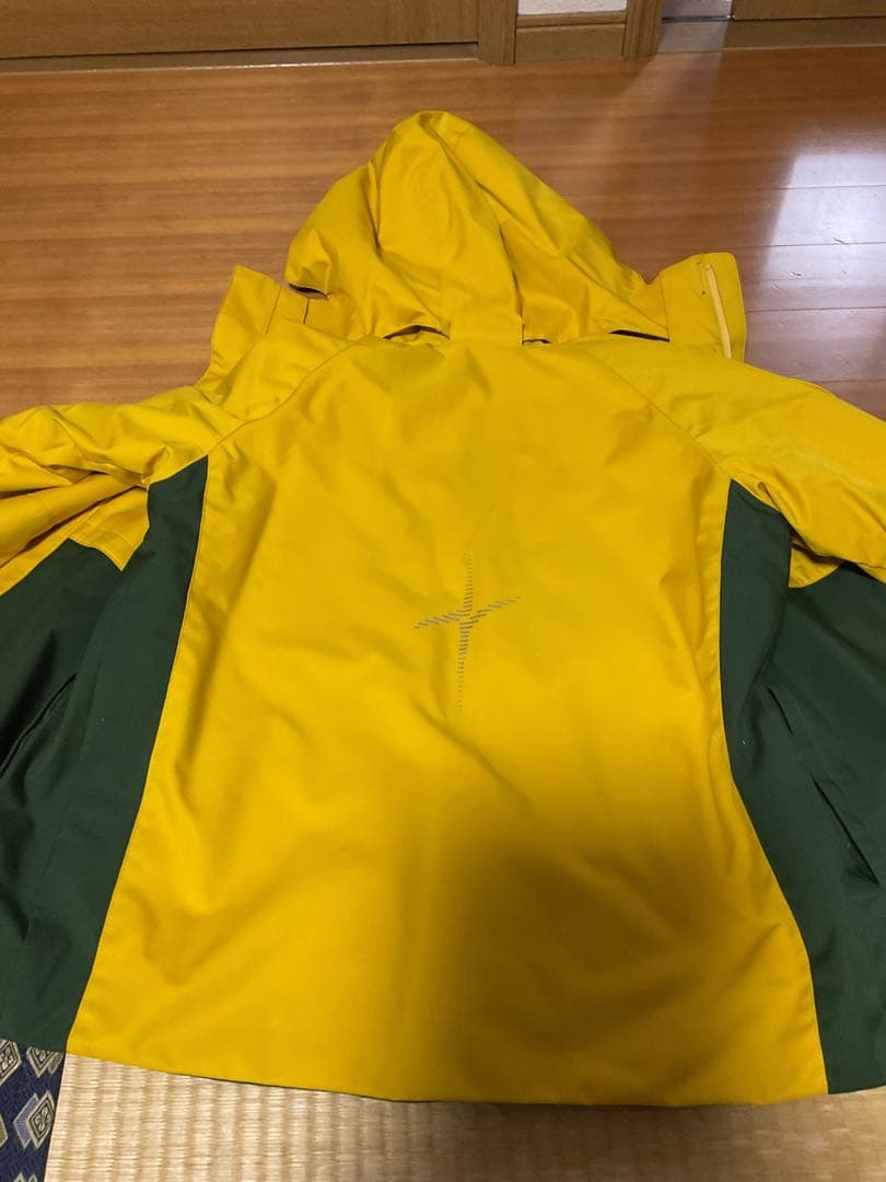 Phenix 子ども用スキーウェア イエロー/グリーン　160