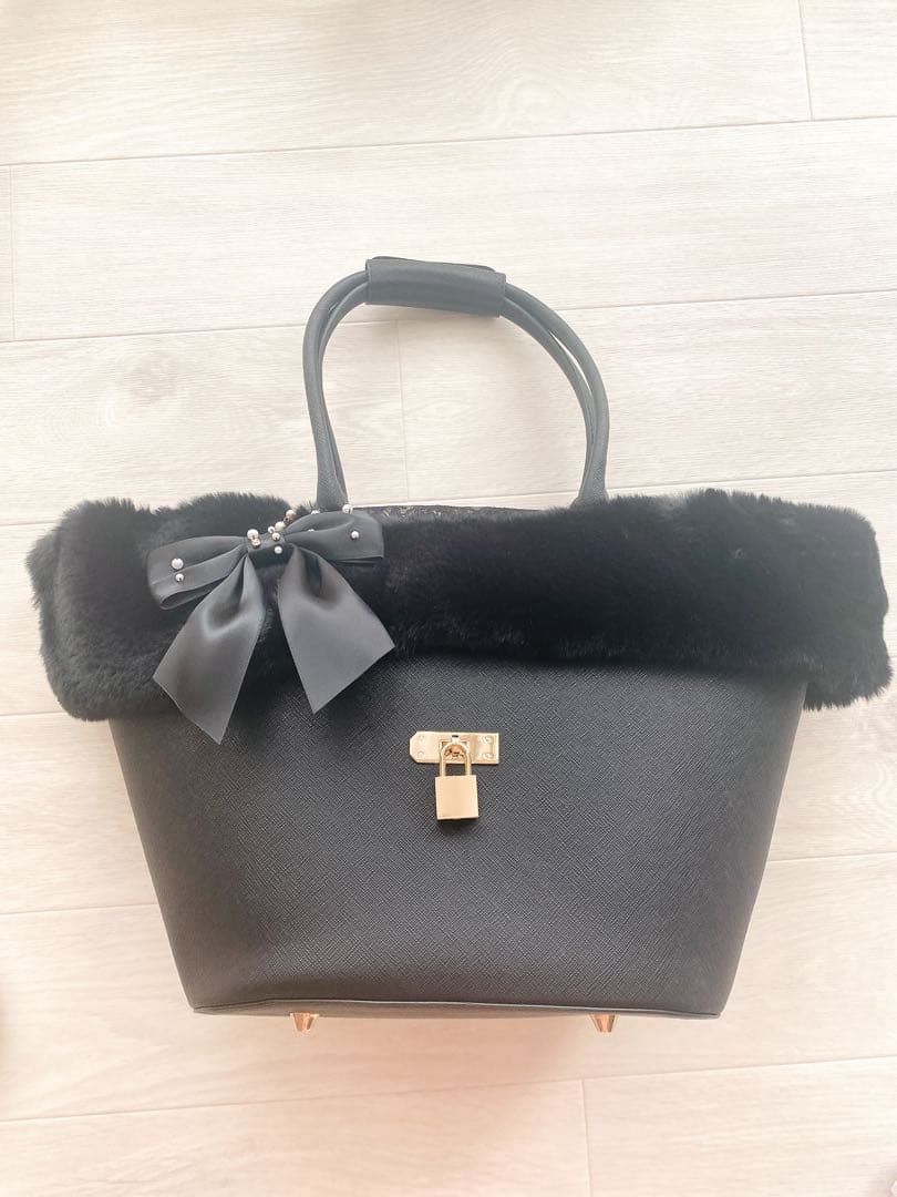 試着のみ　未使用　激レア！　完売品　グラマーイズム　ペット　キャリーバッグ