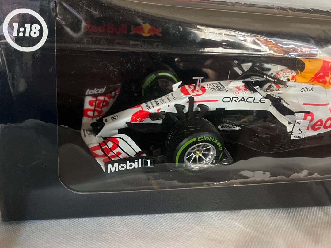 ミニチャンプス1/18レッドブルF1マックスフェルスタッペントルコGP2021年
