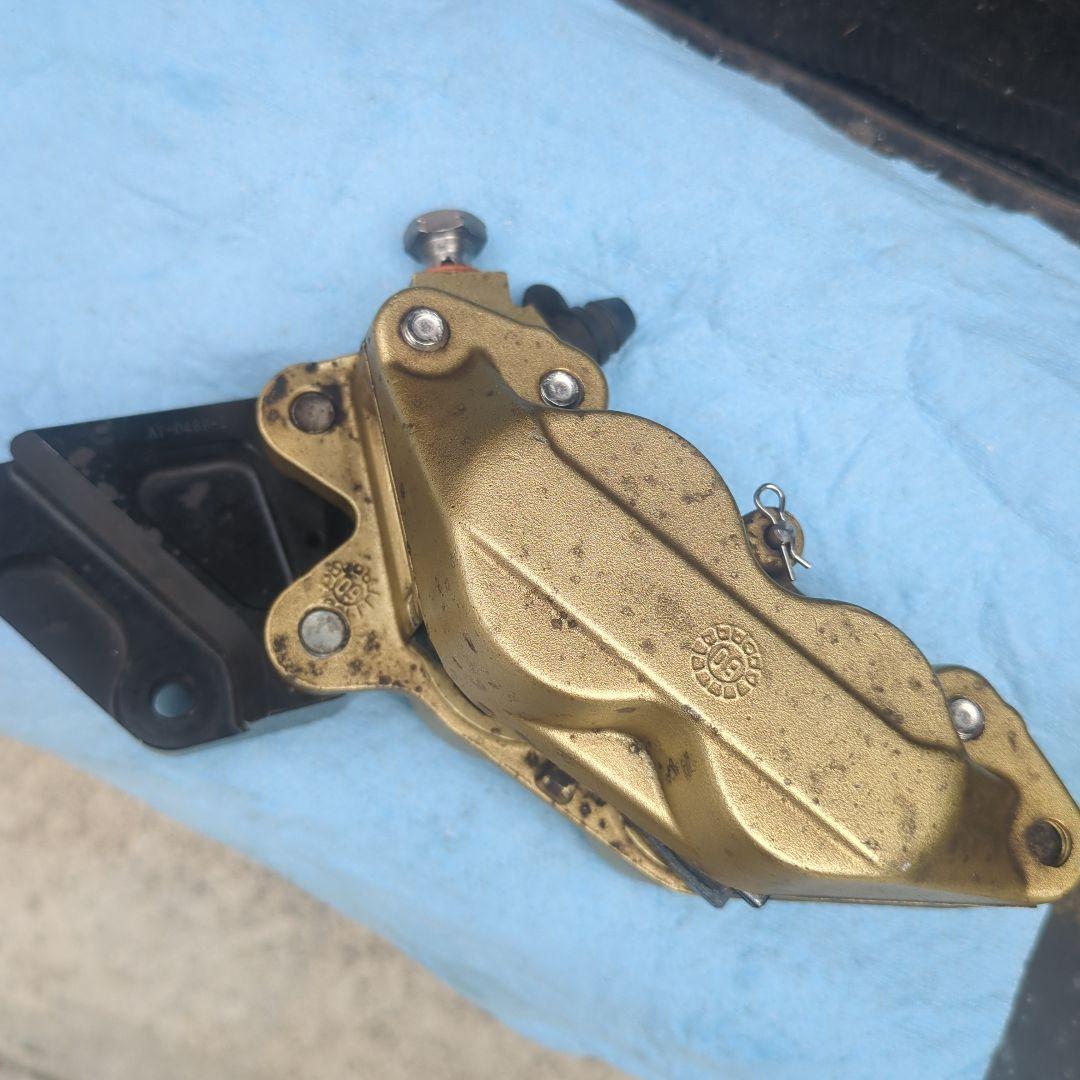 NINJA250 EX250L ブレンボ4ポッドキャリパー/サポート パッド新品