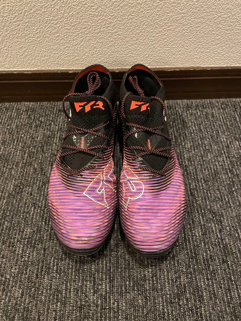 PUMA サッカーシューズ ハイカット ブラック/パープル　27cm