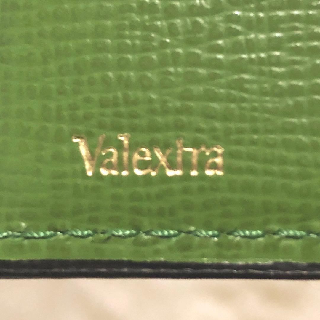 未使用✨ヴァレクストラ　 マネークリップ 二つ折り財布 カードケース グリーン