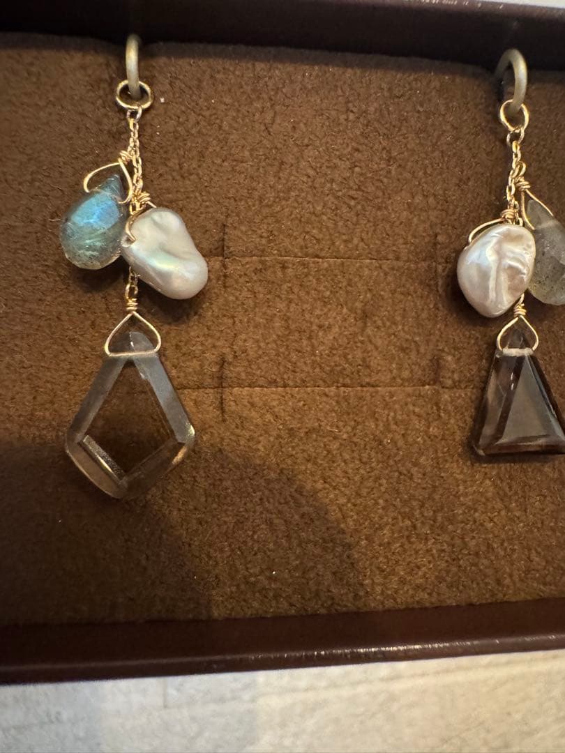 美品　agete アガット　ピアスチャーム　K10 ラブラドライト