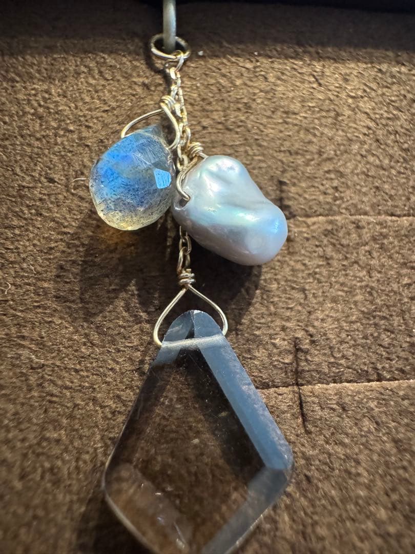 美品　agete アガット　ピアスチャーム　K10 ラブラドライト