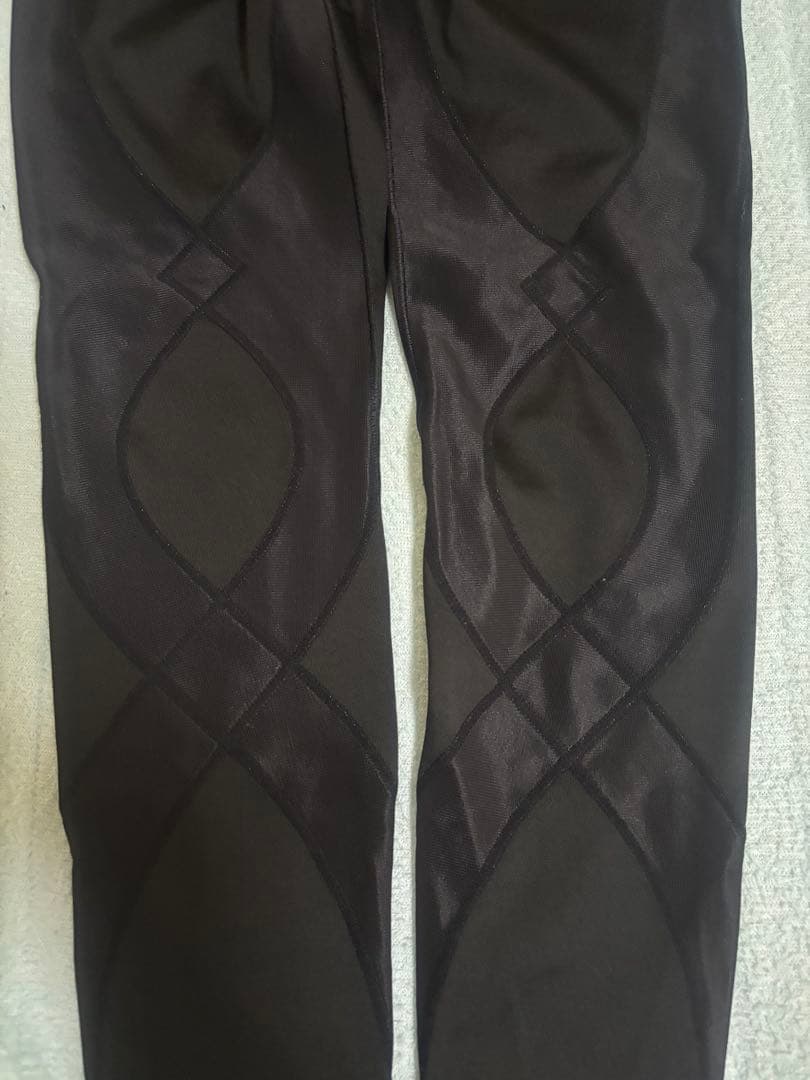 CWX 長袖シャツとレギンスとスポーツブラ2枚のセット