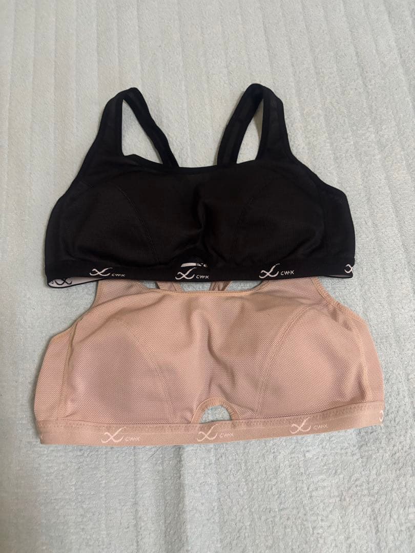 CWX 長袖シャツとレギンスとスポーツブラ2枚のセット