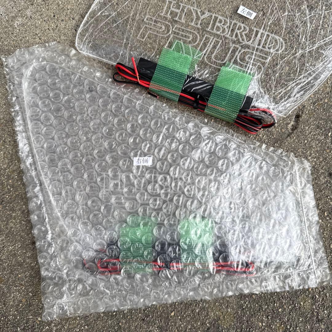 k fujiさん専用プリウス30フロントガラス三角窓光るアクリルカバー