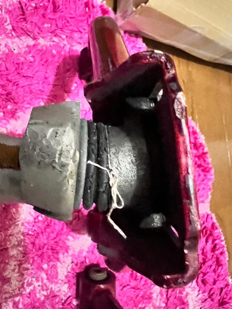 20クラウン アッパーアームショートナックル