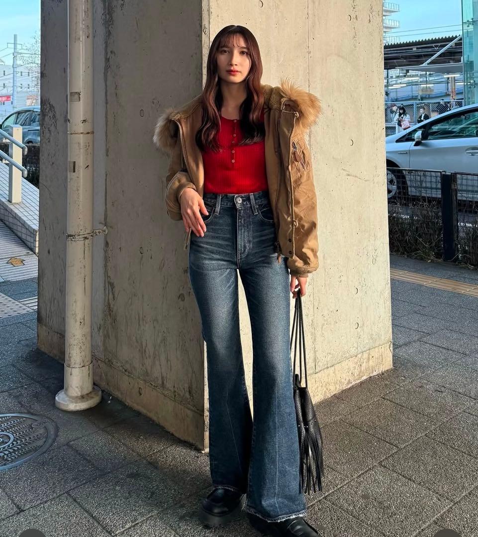 2025今季新作MOUSSY SHORT N2B ベージュ新品タグ付き完売品