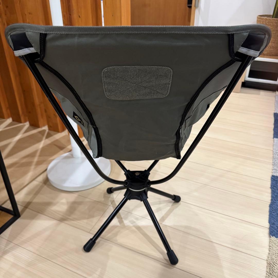 モモスケさま　ヘリノックス　タクティカルスウィベルチェア　グレー