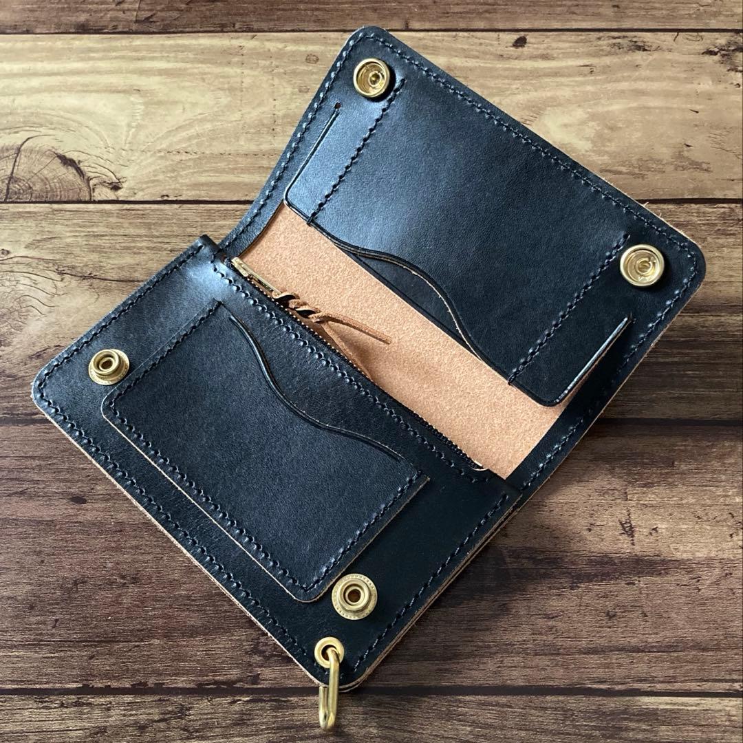 【お札を折らずに収納可能】姫路レザートラッカーウォレット150（ミドル）2.5層