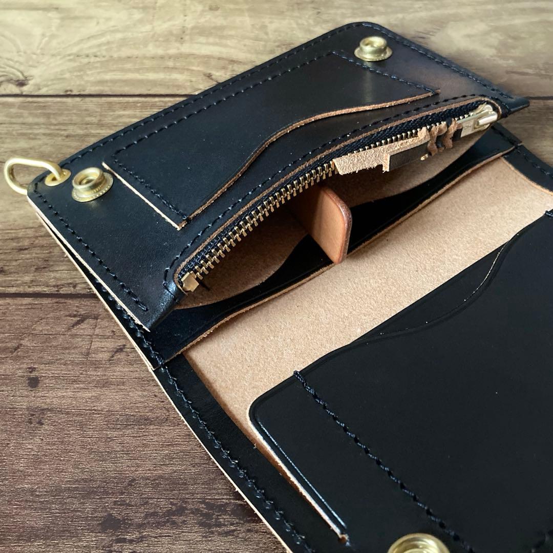 【お札を折らずに収納可能】姫路レザートラッカーウォレット150（ミドル）2.5層