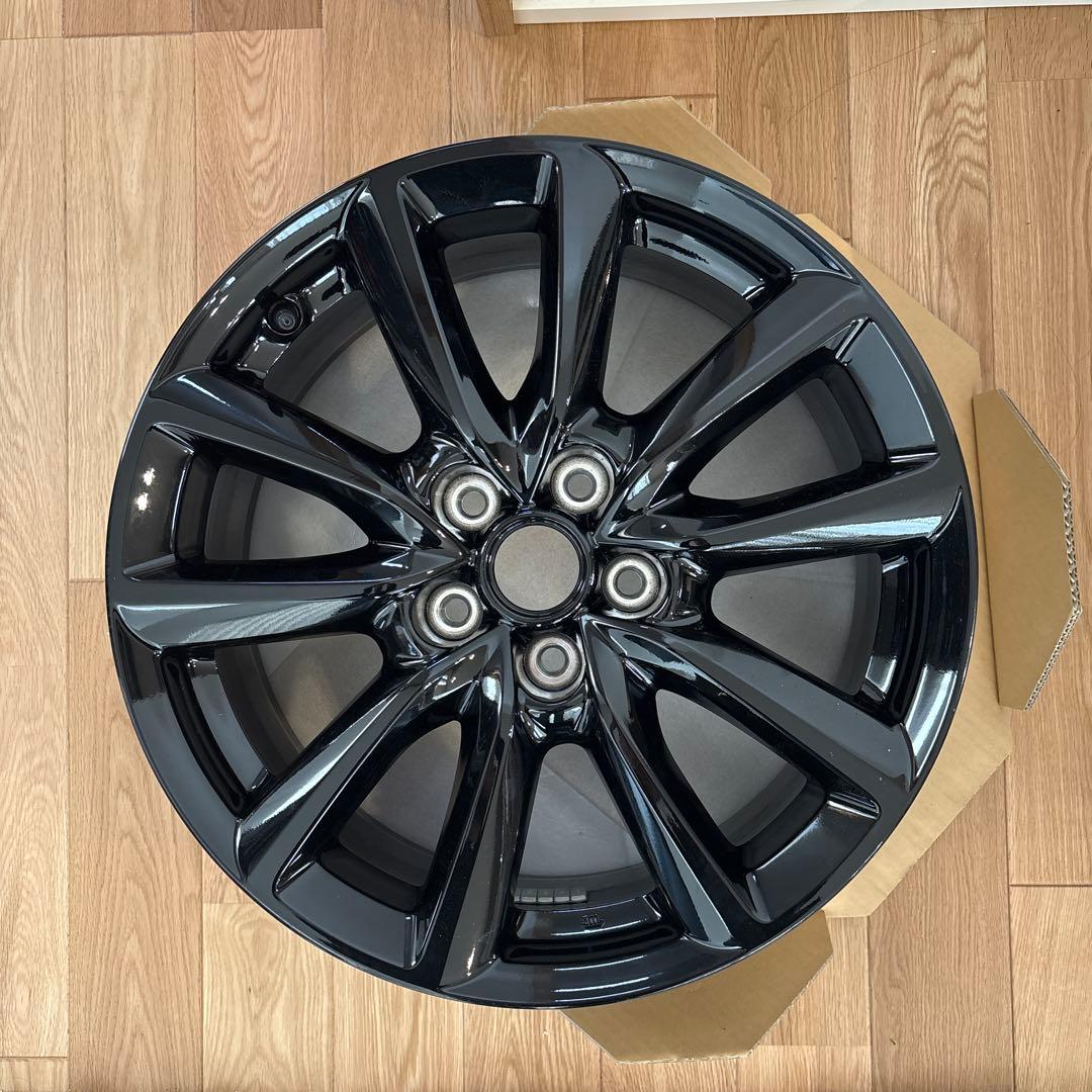MAZDA3 FASTBAK BLACK selection 　18×7J+45