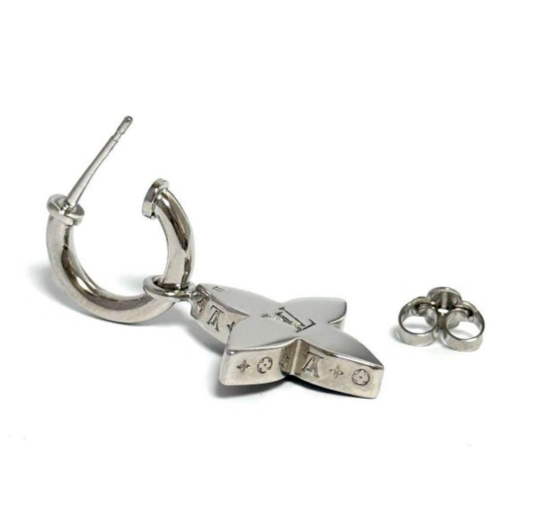 シ*ン様 ルイヴィトン クローバー型ピアス 片耳