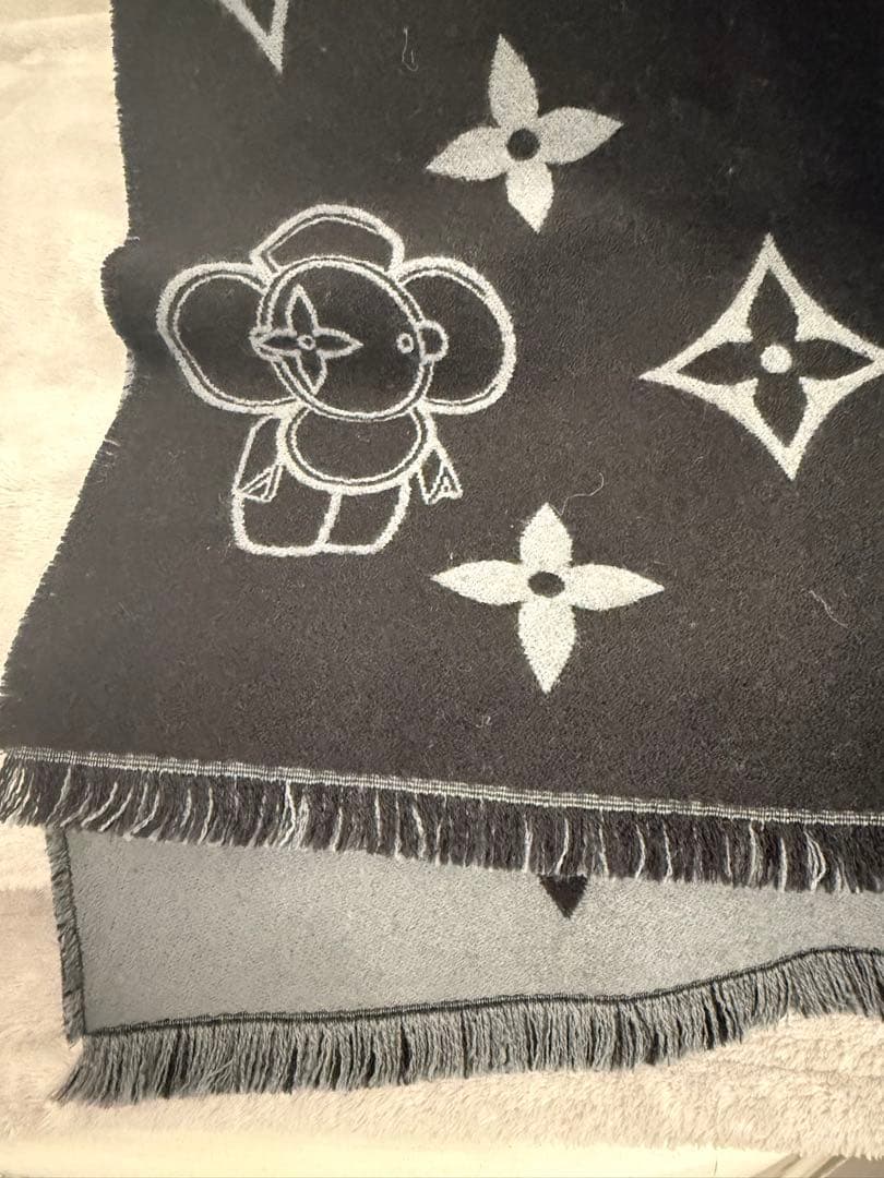 Louis Vuitton LV マフラー・モノグラム ヴィヴィエンヌ