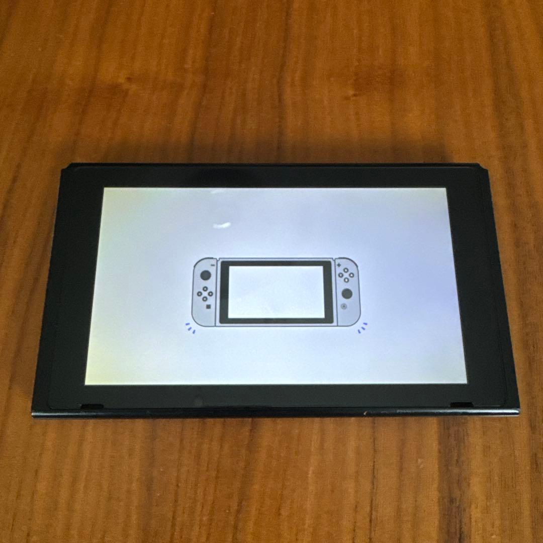 【動作確認済】Nintendo Switch本体＋ドック＋電源（送料込み）