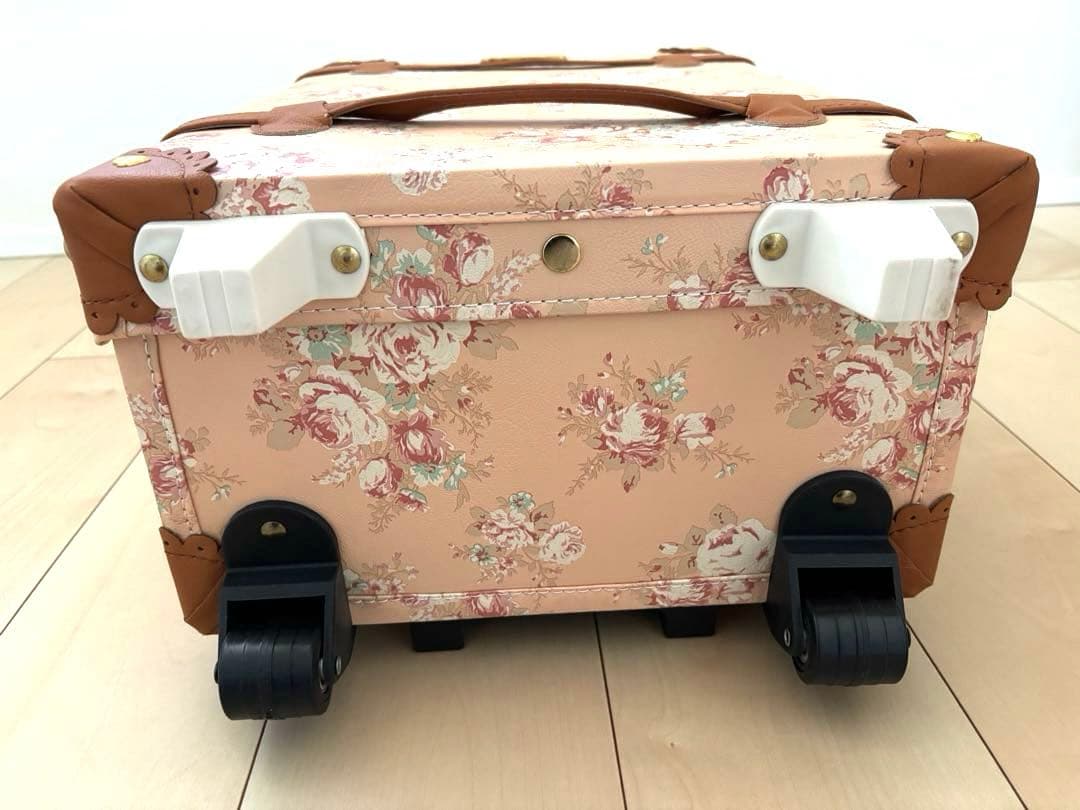 む*か様 新品未使用　LIZ LISA リズリサ　キャリーケース② 花柄