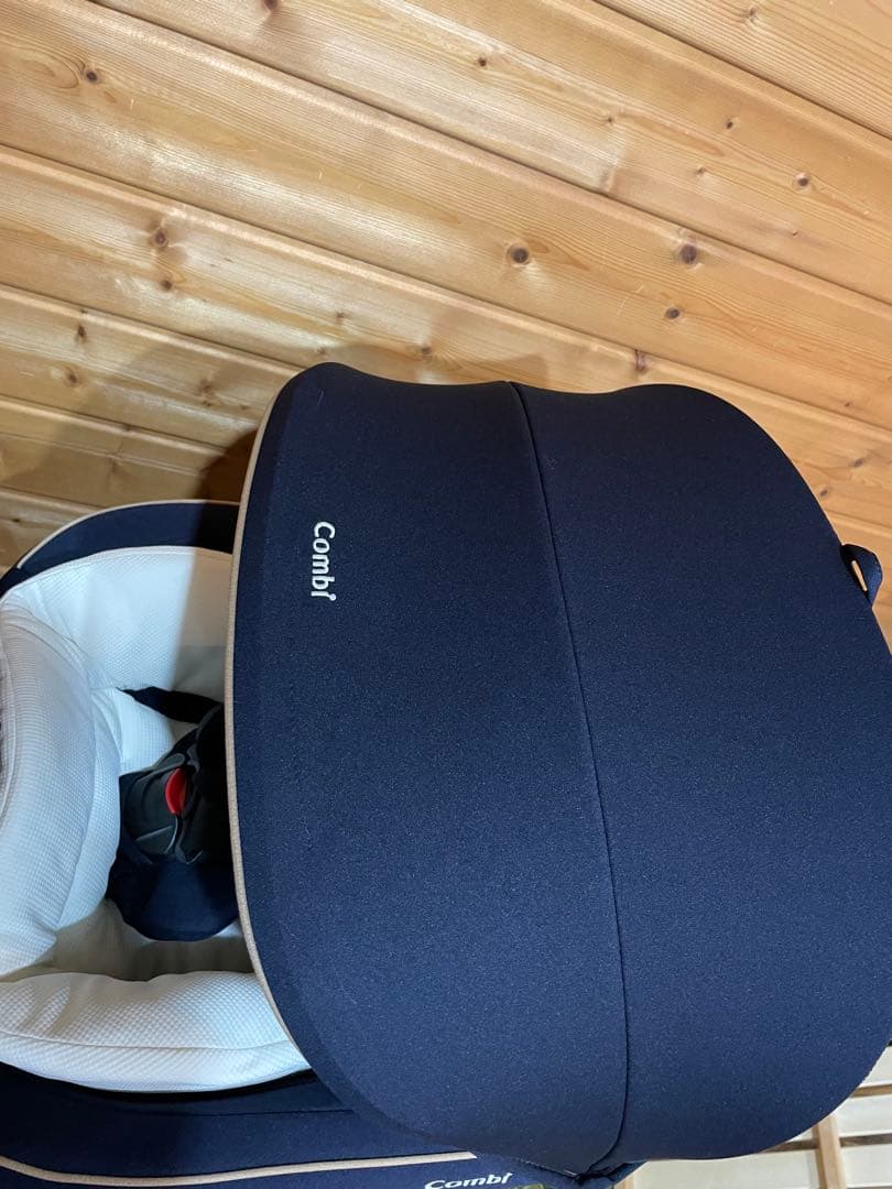 超美品　コンビ　クルムーヴスマートisofix JG-600 チャイルドシート