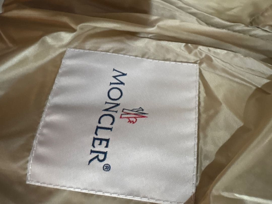 MONCLERモンクレールダウンベストLIANE 1A10200 53048 S