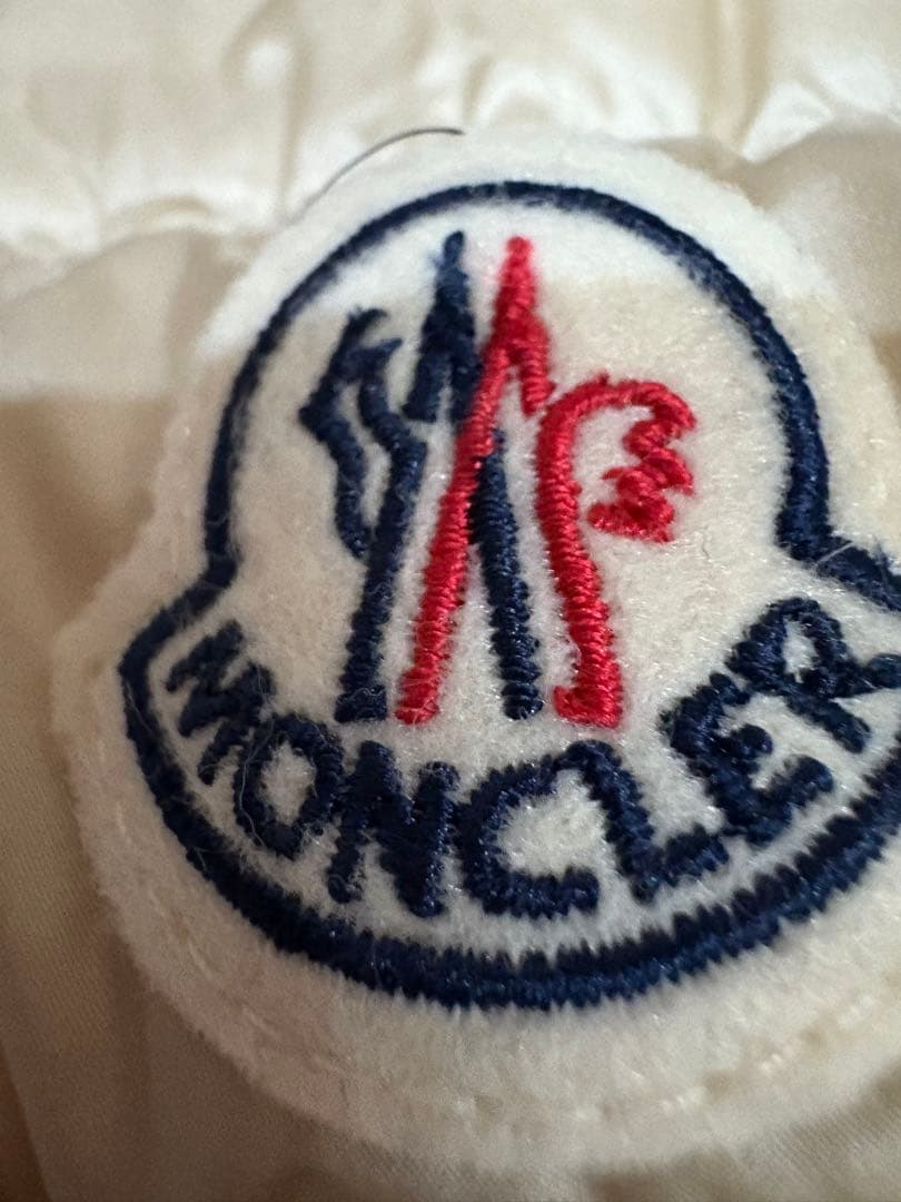 MONCLERモンクレールダウンベストLIANE 1A10200 53048 S