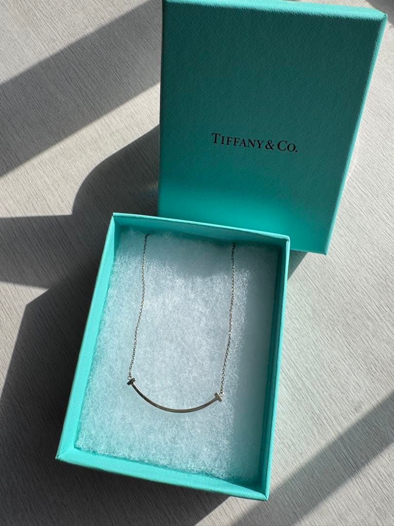 Tiffany Tスマイルネックレス シルバー