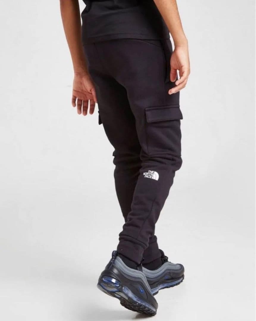 【海外限定】TNF カーゴパンツ メンズ　ジュニア　ブラック　 170