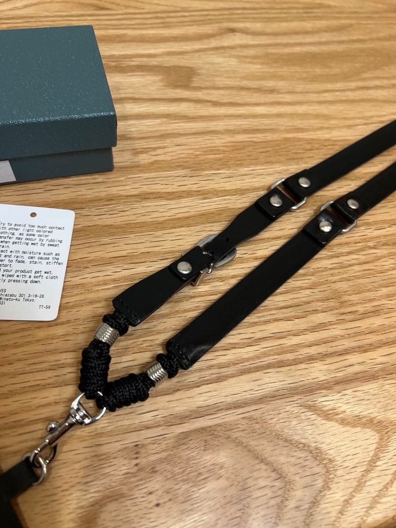 Toga トーガ スマホショルダーストラップ ブラック