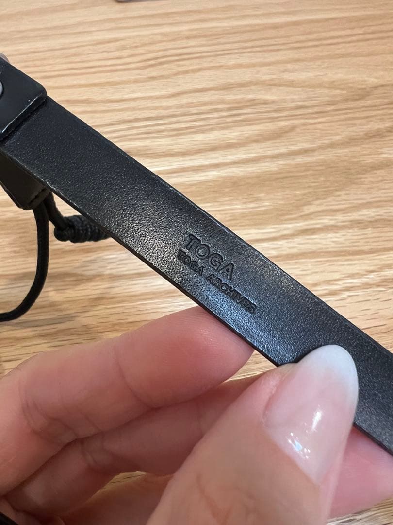 Toga トーガ スマホショルダーストラップ ブラック