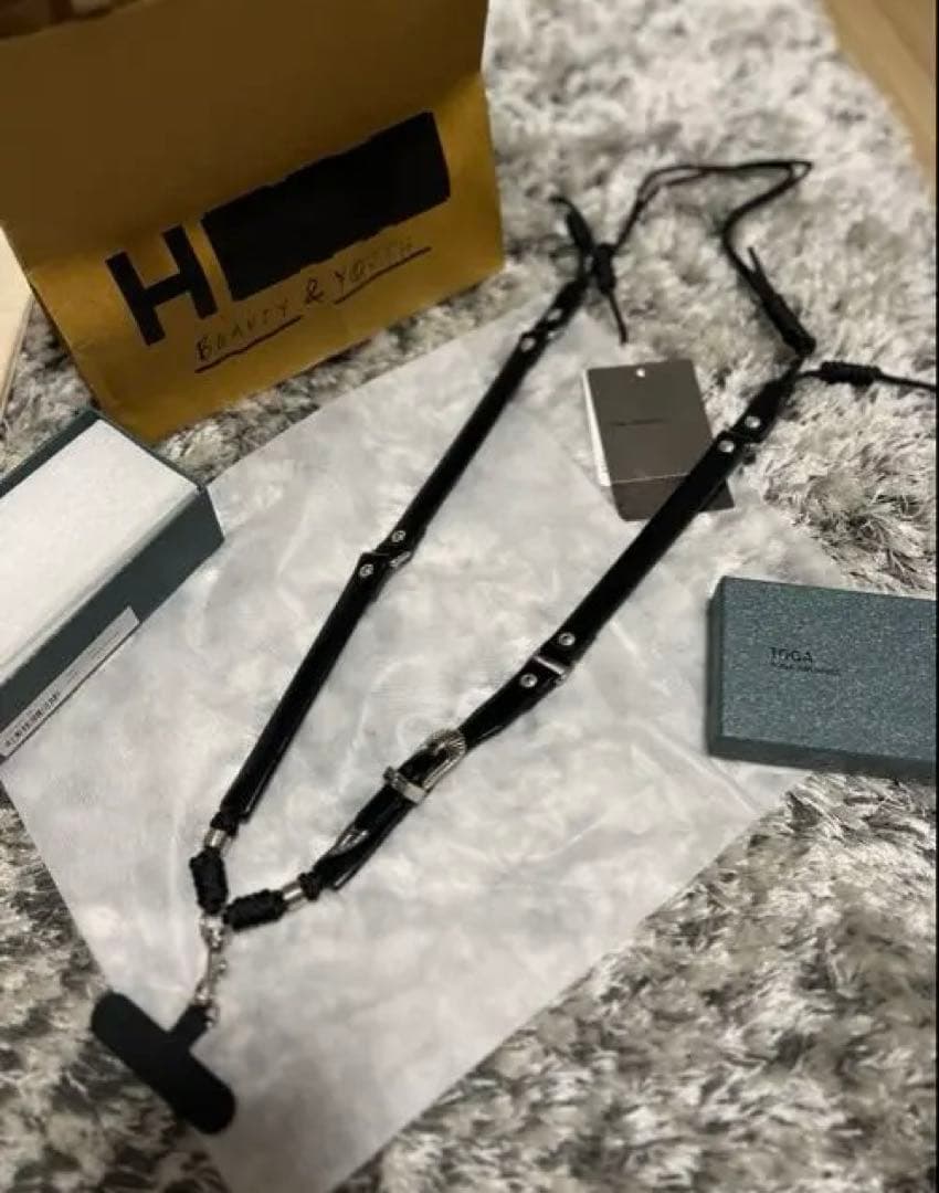 Toga トーガ スマホショルダーストラップ ブラック