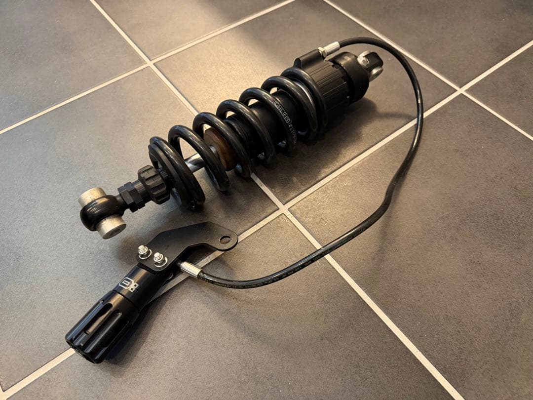 Z900RS オーリンズ