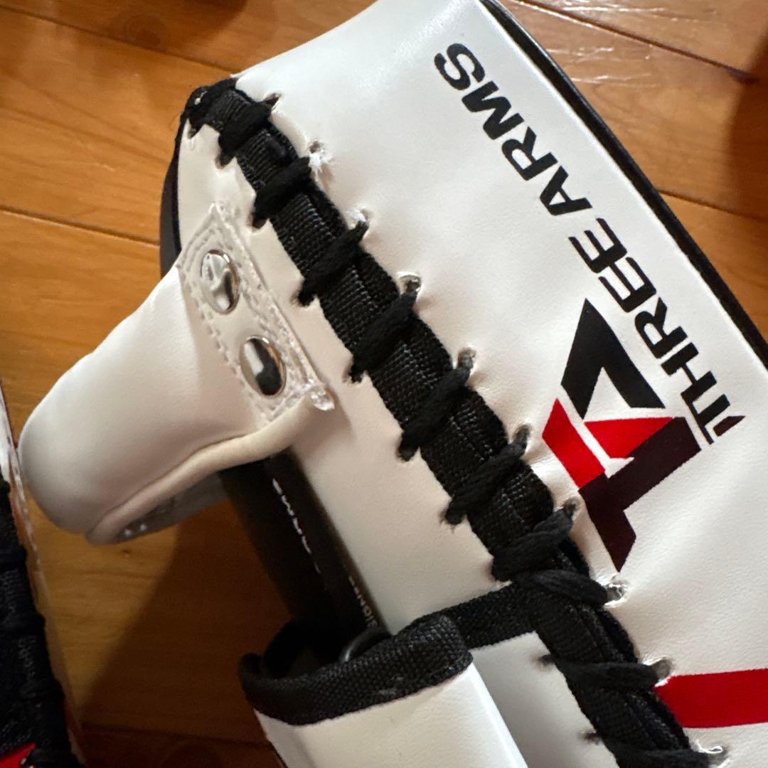 【美品】キックボクシング　Three arms キックミット