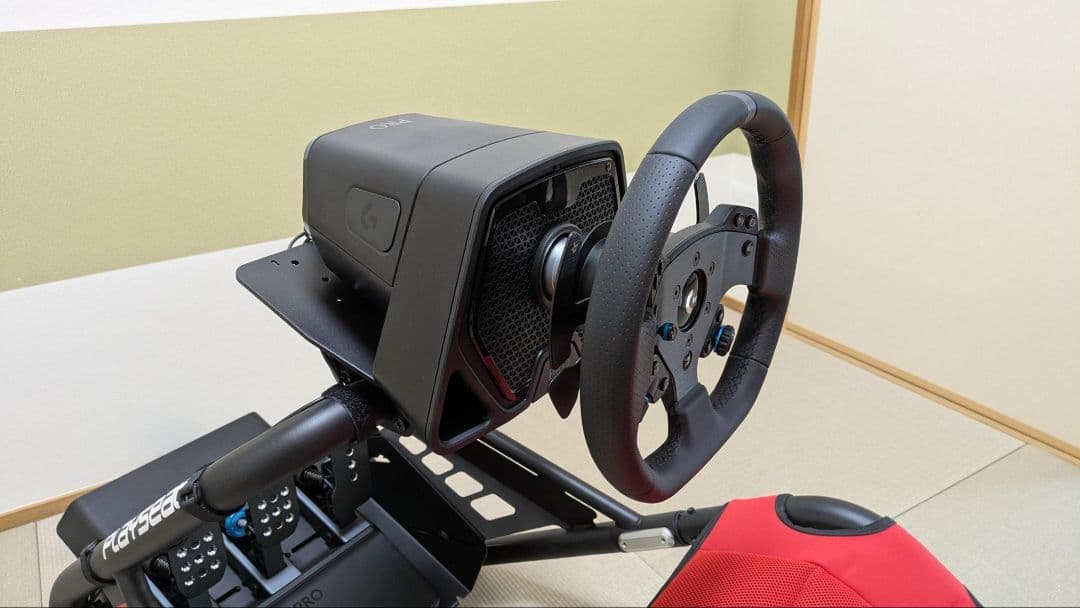 Logitech G Pro Racing ハンドル、ペダル
