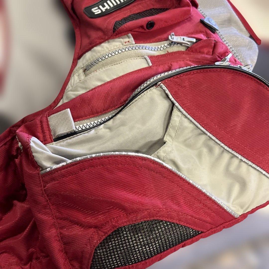 シマノ　ライフジャケット　Ｌサイズ　ファイアブラッド　グレ釣り　磯釣り　ウェア