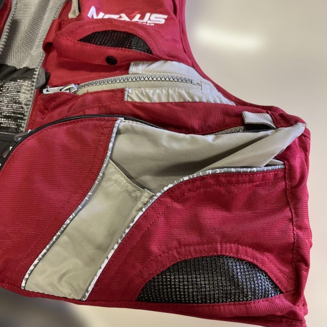 シマノ　ライフジャケット　Ｌサイズ　ファイアブラッド　グレ釣り　磯釣り　ウェア