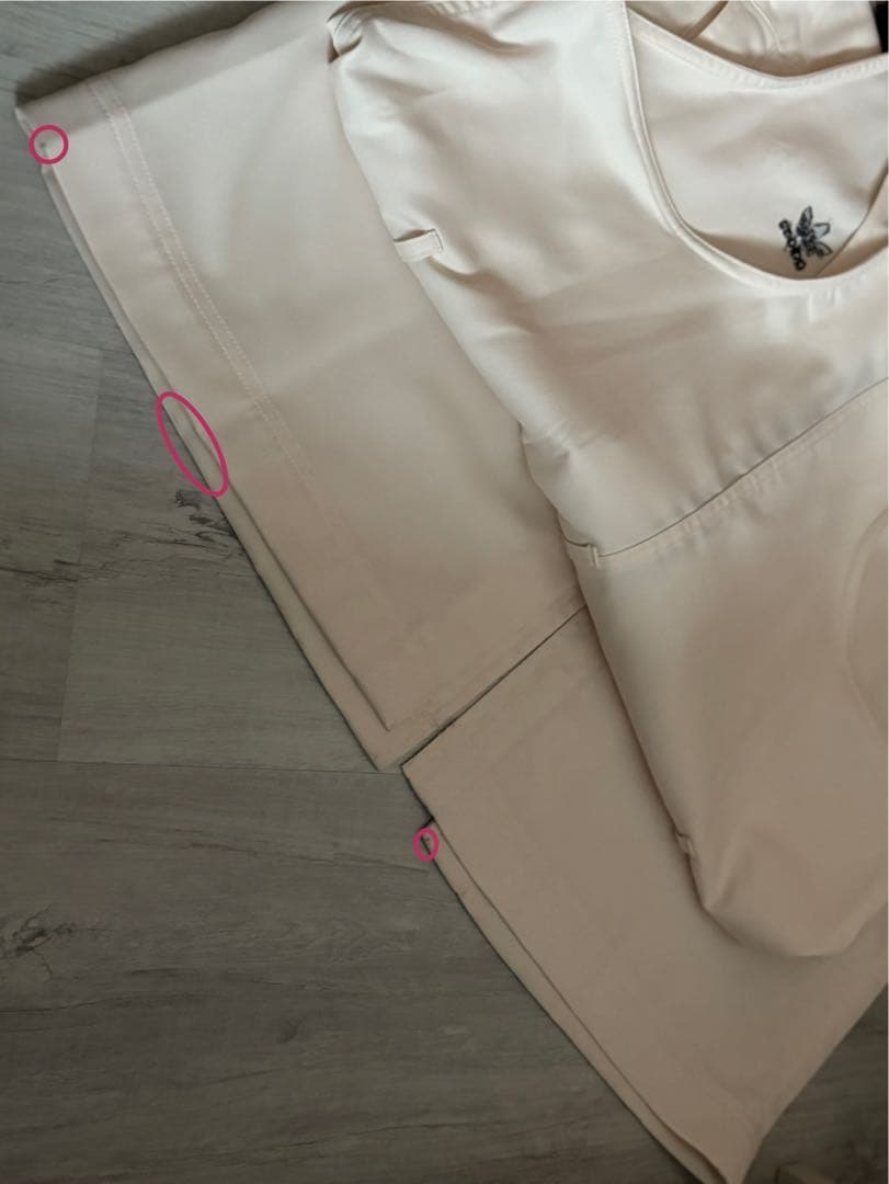 アディダスオリジナルス　トレンチコート　あのちゃん　入手困難　M