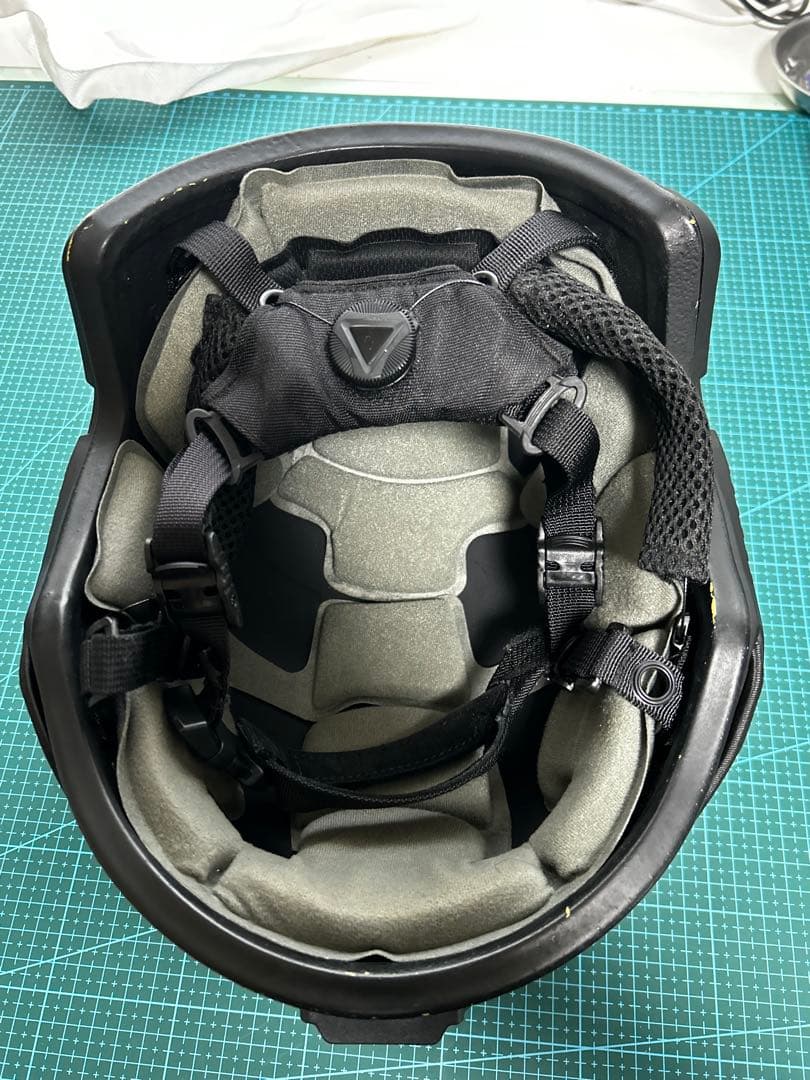 Ops core 風ブラック ヘルメット マウントレール付き