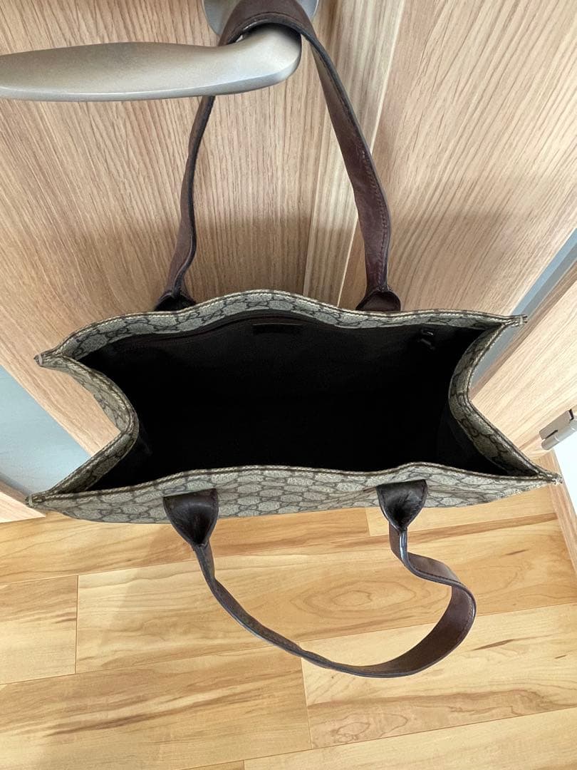 Gucci モノグラムトートバッグ　保存袋付き