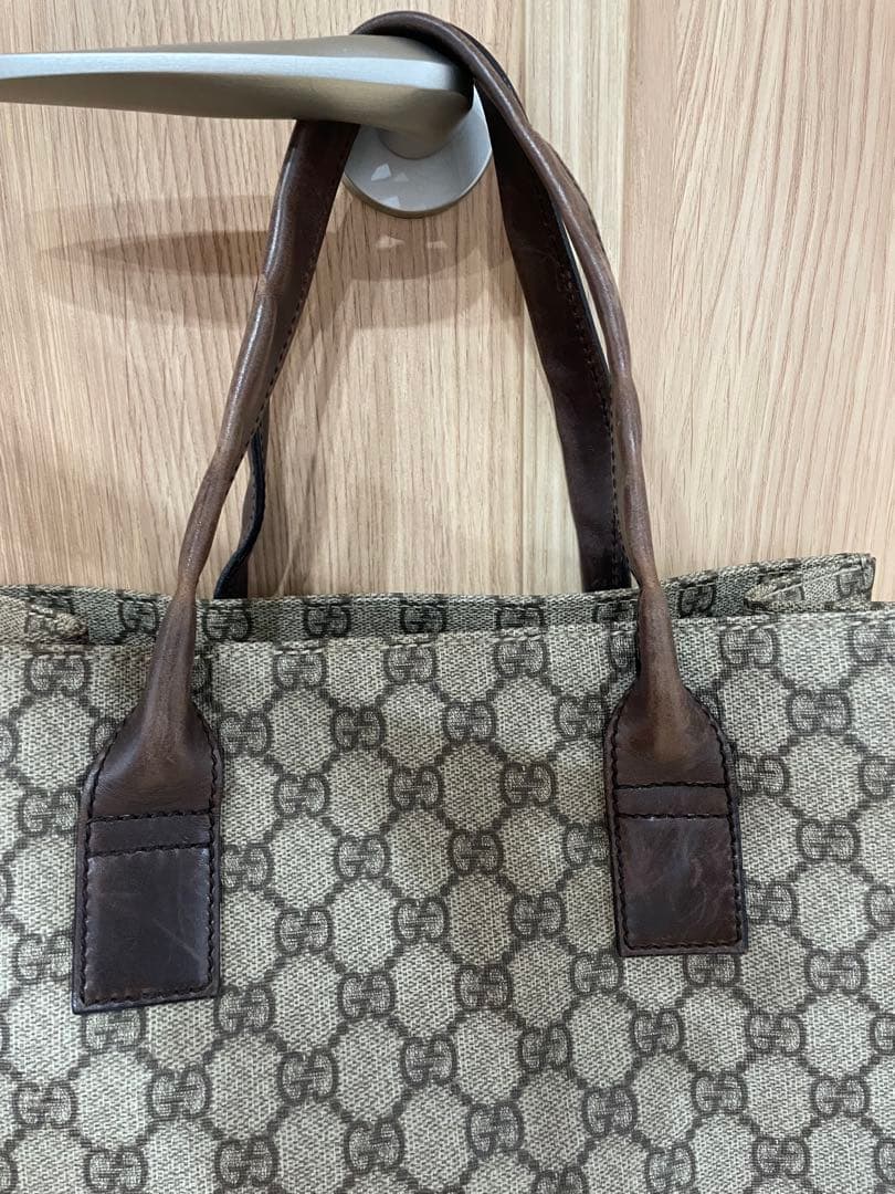 Gucci モノグラムトートバッグ　保存袋付き