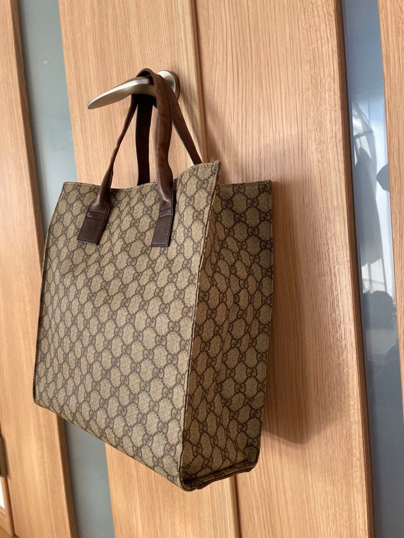 Gucci モノグラムトートバッグ　保存袋付き